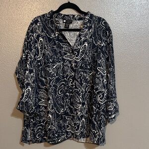 Navy and cream  Floral 3/4 sleeve Button Down Shirt  100% Linen 2x
